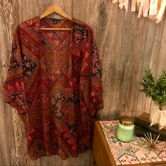American Eagle Outfitters Tops - {american eagle}maroon paisley chiffon kimono l/xl